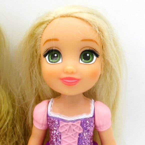 Disney Princess Rapunzel Dolls Set Of 2 Blond Hair Glitter Dresses Jakks Pacific - Picture 3 of 4